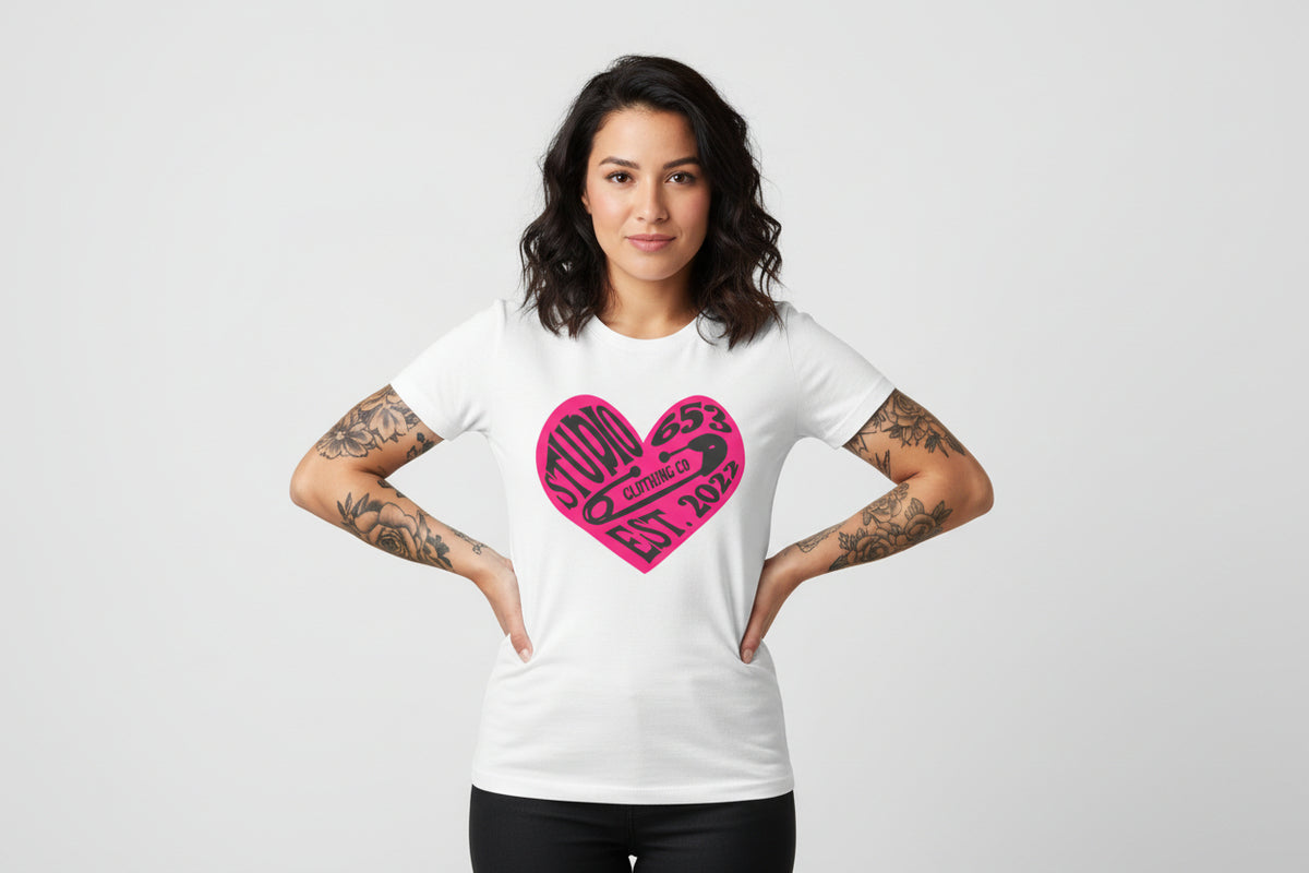 Pink Heart Studio 653 Slim Fit Graphic Tee