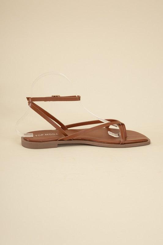 Elio Flat Strappy Sandal - Studio 653