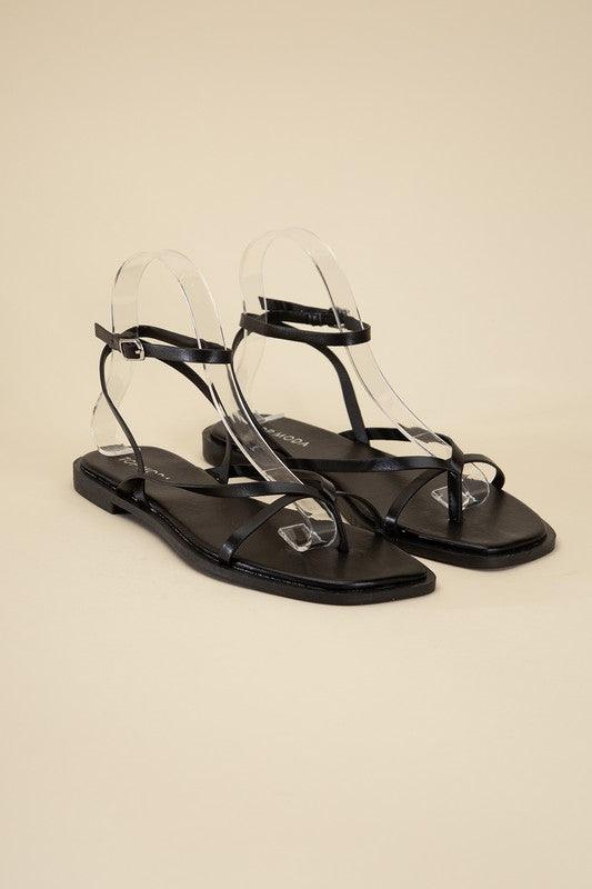 Elio Flat Strappy Sandal - Studio 653