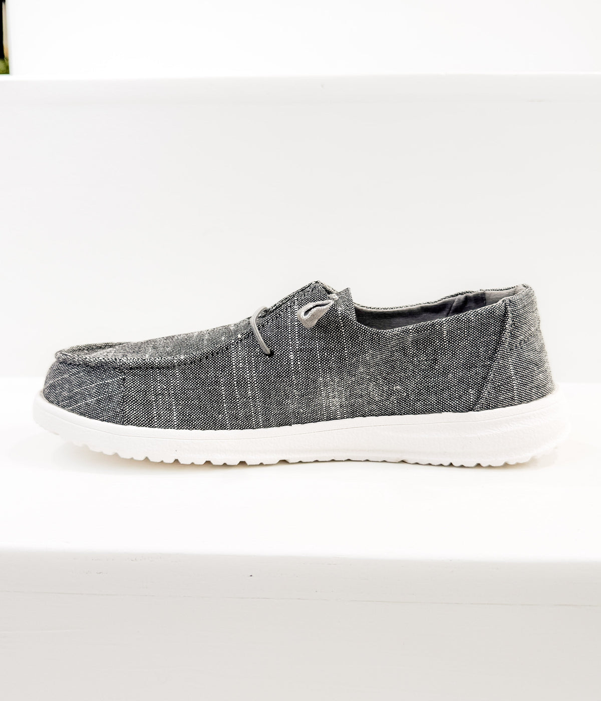 Maco Slip On in Charcoal - Studio 653