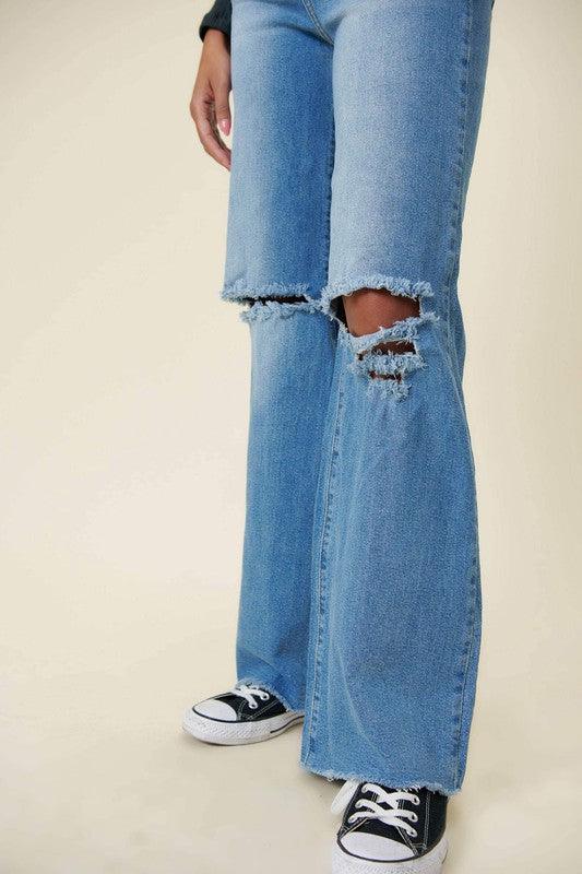 Distressed Wide-Fit Jeans - Studio 653