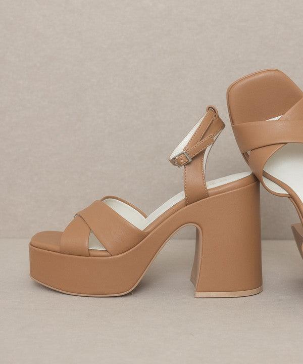 Norah - Chunky Platform Heel - Studio 653